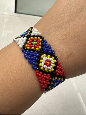 Handmade Seed Bead Diamond Pattern Bracelet in Red, Blue & White